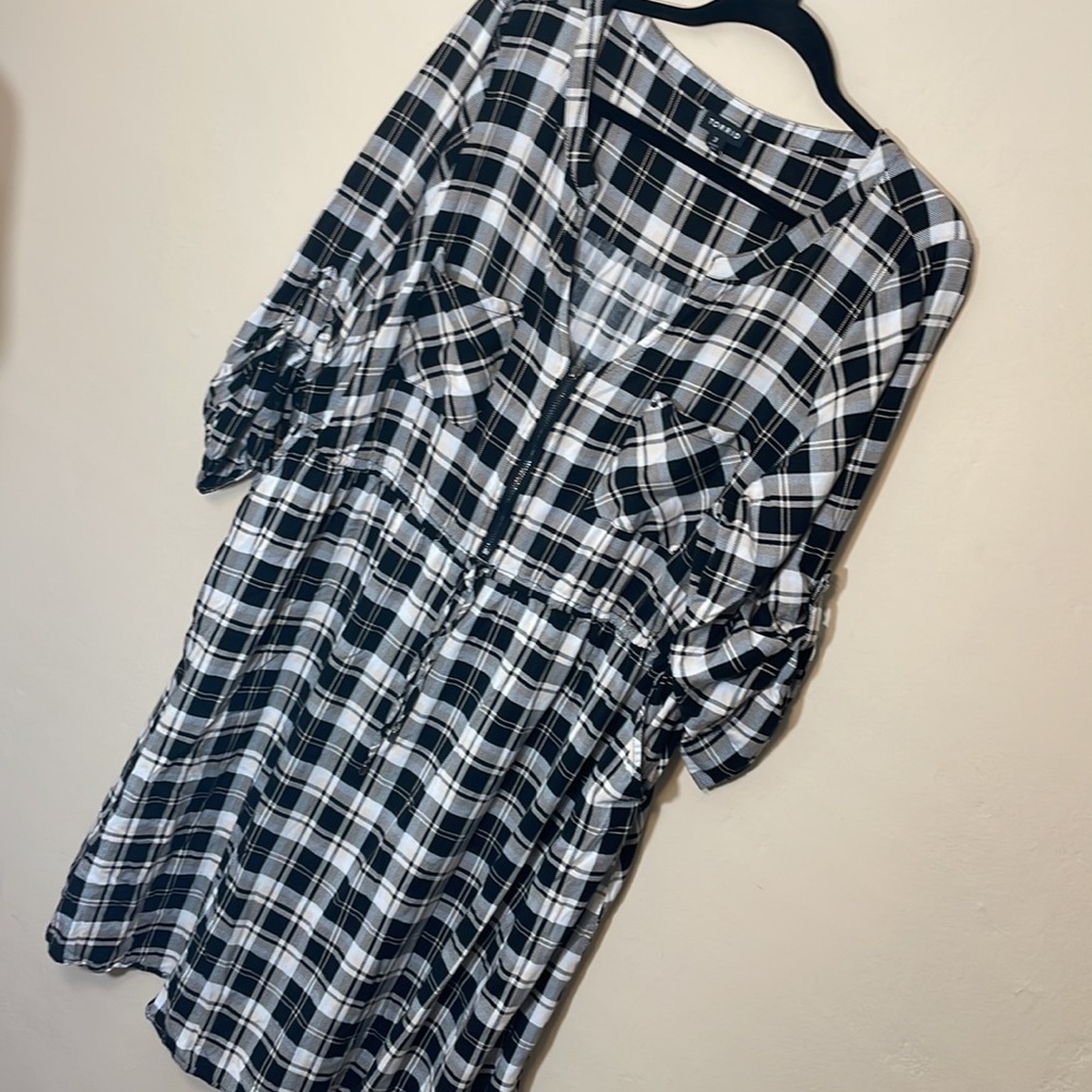 Torrid size 3 BLACK & IVORY PLAID CHALLIS ZIP FRONT DRAWSTRING SHIRT DRESS - Picture 6 of 11